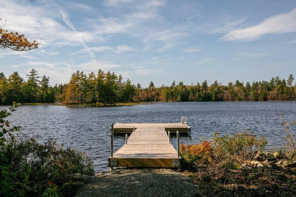 Numinous Cottage Long Lake Oasis Centre Rawdon المظهر الخارجي الصورة